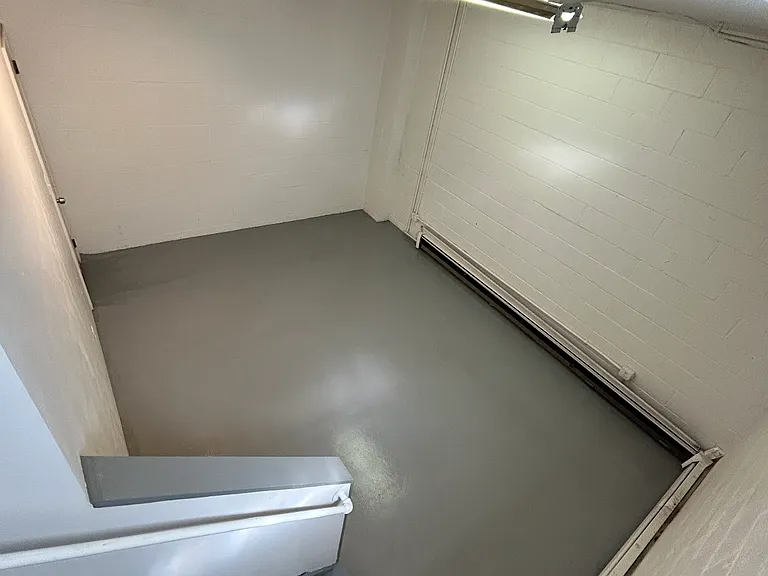 300 California Ave #5 — Photo 3