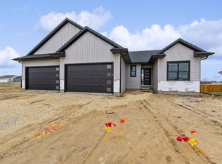 1203 Tramore Rd, Marion, IA 52302