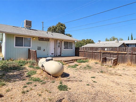 3rd image of 3910 Vista Robles Way
