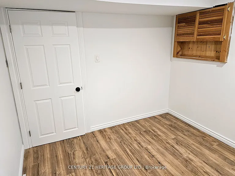 6 Dingley Ct #BASEMENT — Photo 7