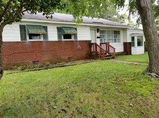 8013 Baywood Dr, Norfolk, VA 23518