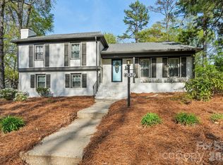 4931 Coronado Dr, Charlotte, NC