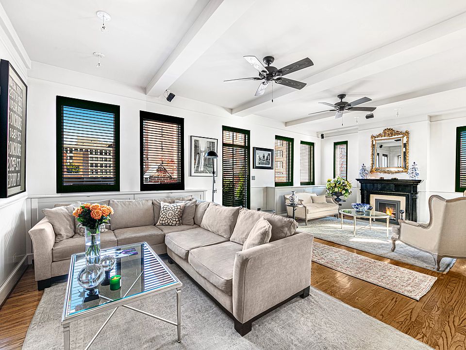 1st image of 210 W 78th St Penthouse A