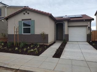 1165 Blue Oak Ln W, Madera, CA