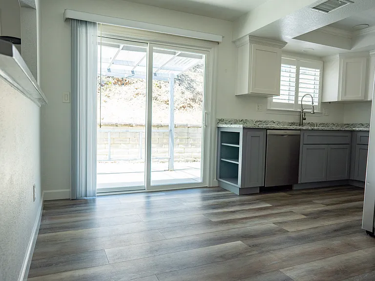 3500 Summit Dr — Photo 15