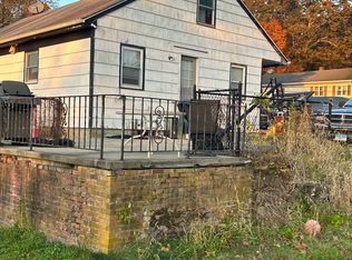 23 Gallup St, Groton, CT 06340