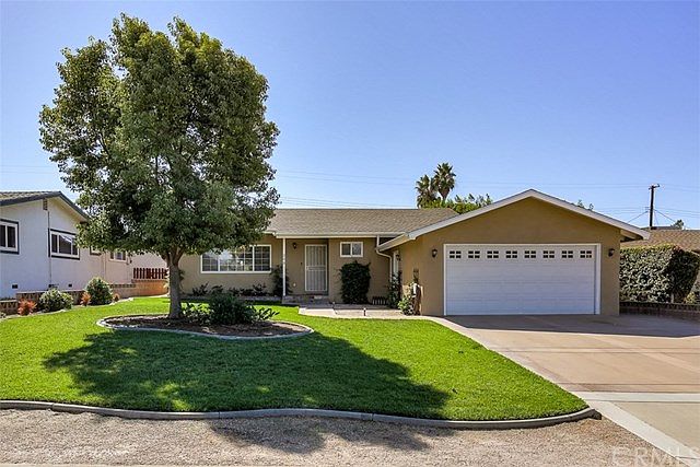 1st image of 203 Myrtlewood Dr