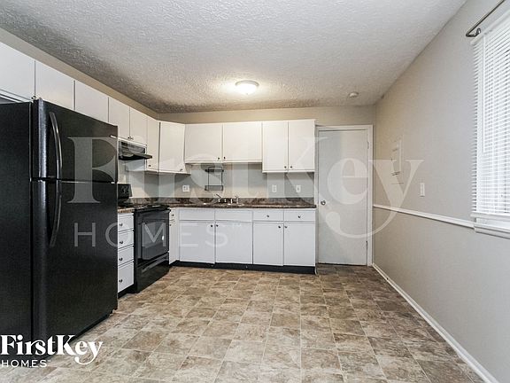 5th image of 416 Ada Ln