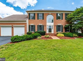 21576 Kouros Ct, Ashburn, VA 20147