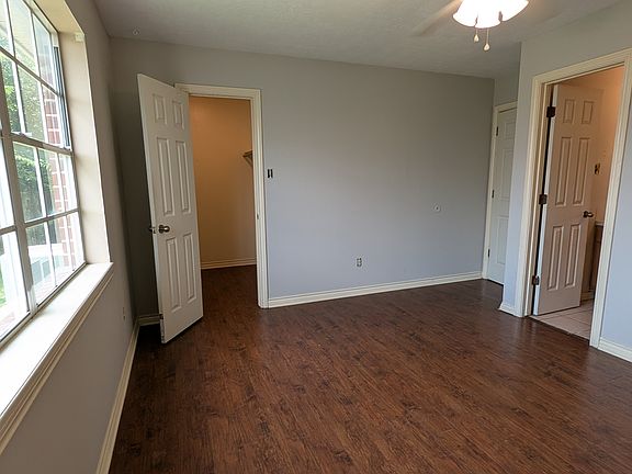 2nd image of 1806 Treehouse Trl