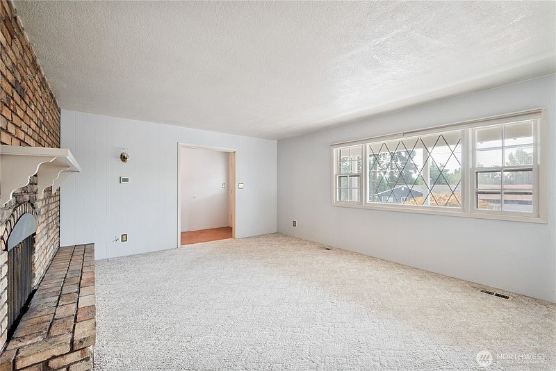5th image of 1207 Spruce Street