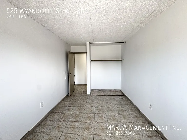 525 Wyandotte St W #302 — Photo 15
