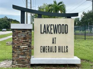 3690 N 56th Ave APT 921, Hollywood, FL 33021