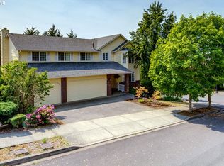 3906 SE Sunrise Dr, Camas, WA 98607