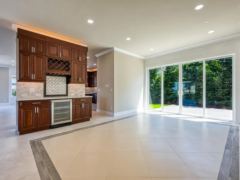 13188 SE 45th Ct — Photo 16