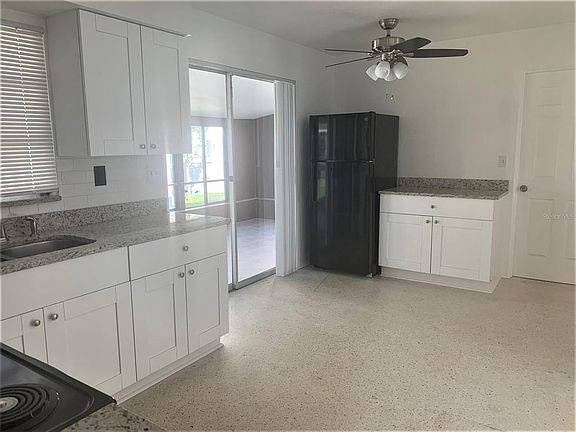 4th image of 6242 25th St N