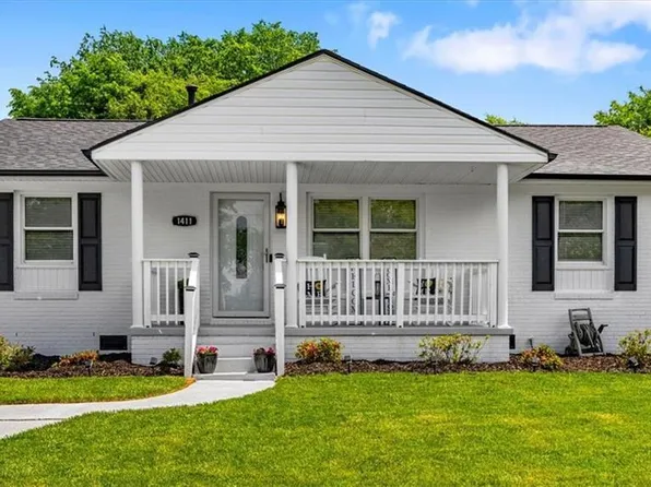 1411 Blueberry Ln, Greensboro, NC 27401