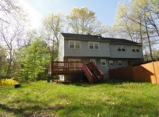 11R Pingree Hill Rd, Derry, NH 03038