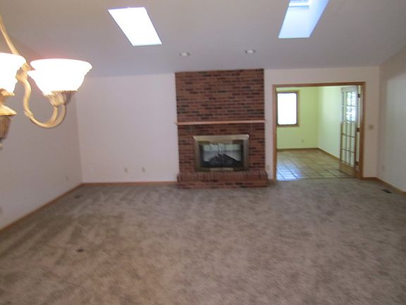 4th image of 3104 Fairway Oaks Dr