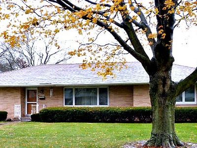 250 Regent Dr, Lincoln, IL, 62656