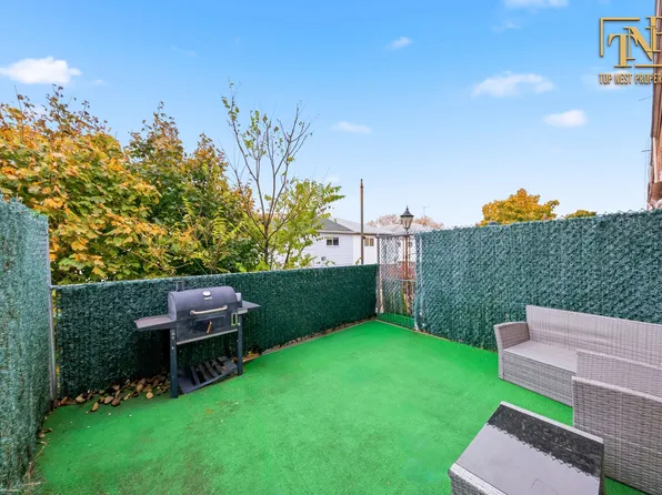 2756 Mill Avenue image 16 of 28