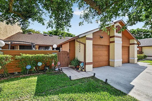 3723 Collinwood Ln Photo 1