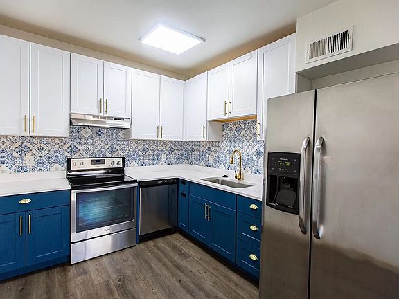 5th image of 316 S Westfall Ave #4