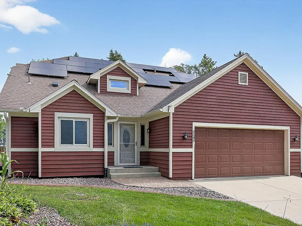 4543 Arbor Dr NW