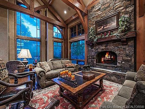 Den/Family/Great Room.