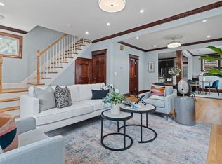 78 Harbor View St, Dorchester, MA 02125