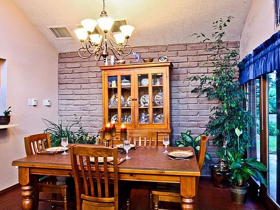 4th image of 2818 Cagua Dr NE