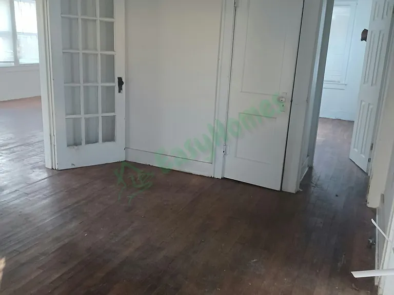 805 W Pine Ave — Photo 8