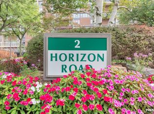 2 Horizon Rd #626, Fort Lee, NJ 07024