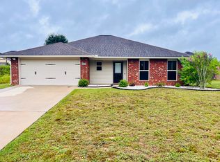 2290 Lewis St, Crestview, FL 32536