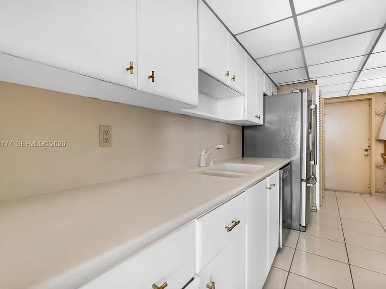 3100 NE 48th St #514 — Photo 22