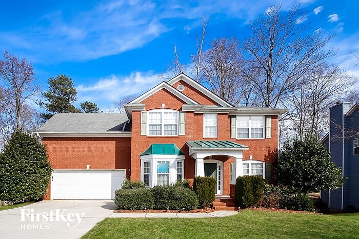 1st image of 515 Beckenham Walk Dr