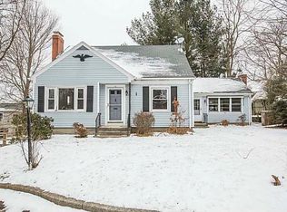 12 Country Pkwy, North Providence, RI 02911