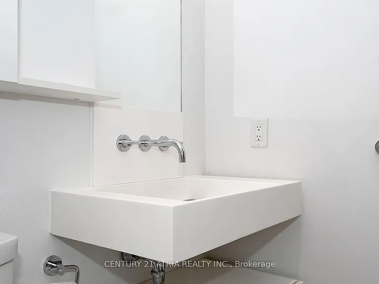 5 Saint Joseph St #207 — Photo 27
