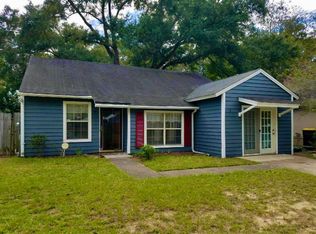 19 Quail Forest Dr, Savannah, GA 31419
