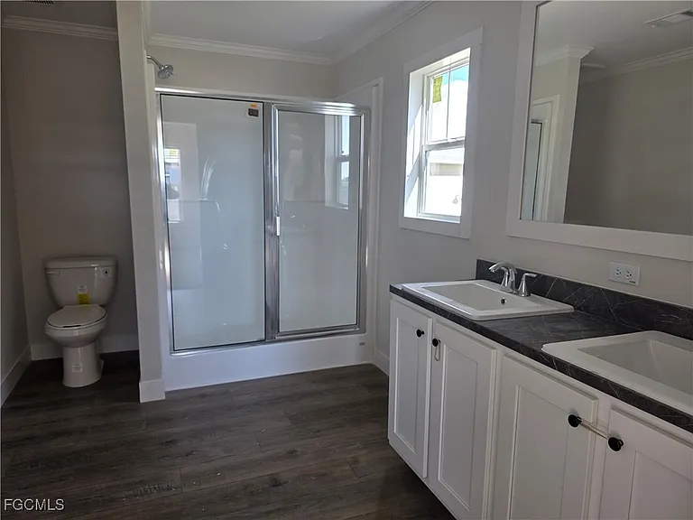101 Oak Ln — Photo 10