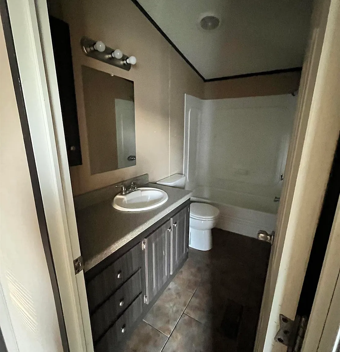 3 bedroom 2 bathroom mobile homes available — Photo 2