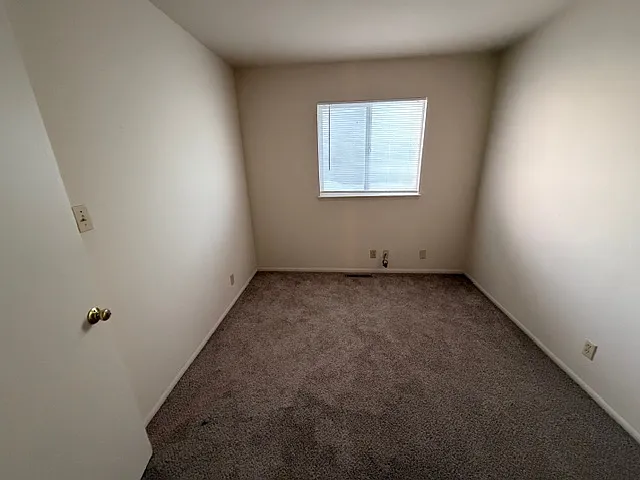 653 Maple Ave #653 — Photo 9