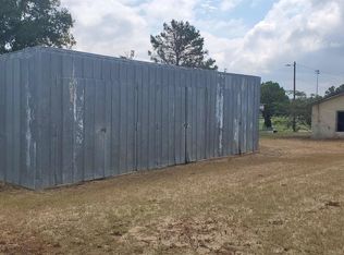 103 E Houston St, Llano, TX 78643