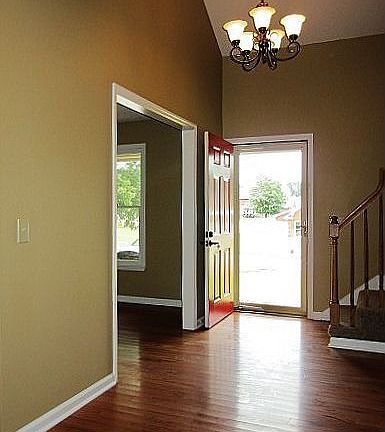 2 Story foyer
