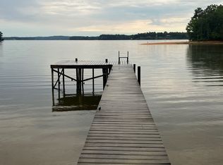 2445 Harbor View Rd, Camden, SC 29020