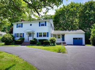 16 Phillip Ave, Burlington, MA 01803