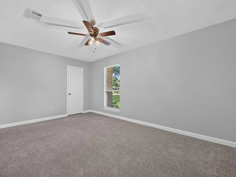 2450 Long Reach Dr — Photo 14