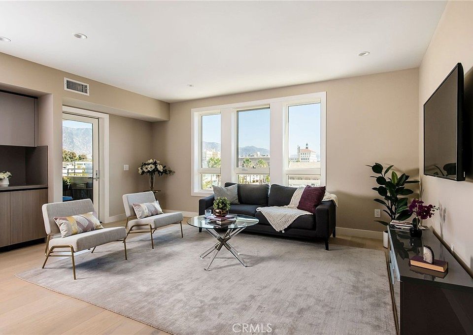1st image of 39 S Los Robles Ave #3005