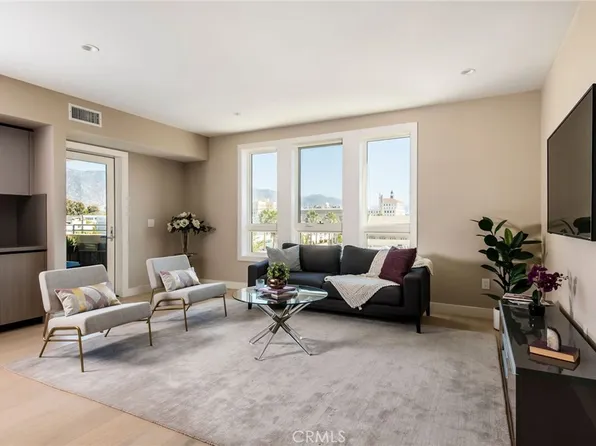 39 S Los Robles Ave #3005, Pasadena, CA 91101