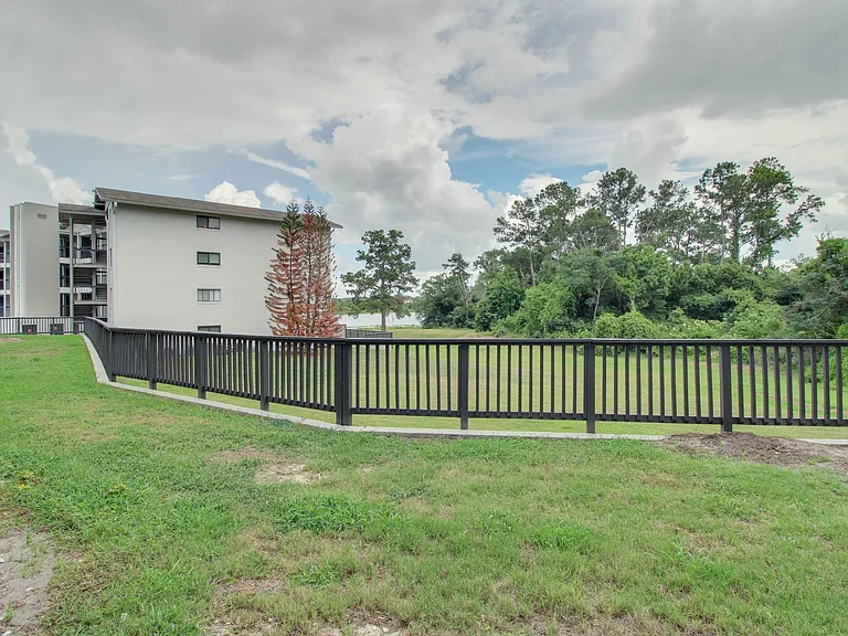 1054 Lotus Cove Ct #612 — Photo 21